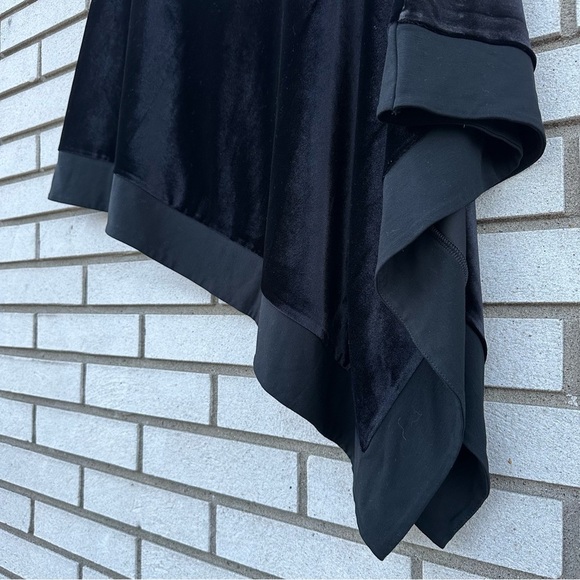 J. Jill Wearever Black Velvet Asymmetrical Poncho Wrap Shawl Topper One Size - Picture 4 of 8